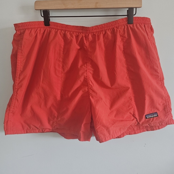 Vintage Patagonia Men's Swim Shorts - Red XL - Picture 1 of 4